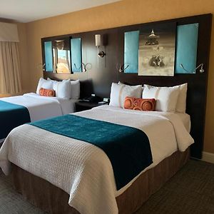Traditional Double Room Two Double Beds